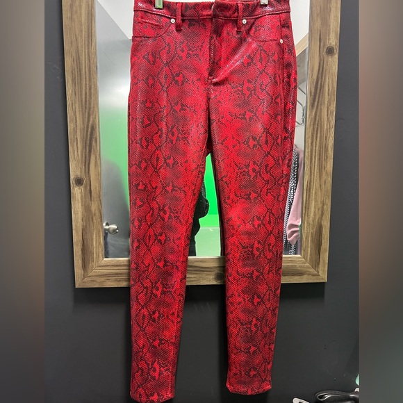 BLANK NYC Sexy Faux Leather Vegan Pants Red and Black reptile snakeskin Size 27 - Picture 4 of 6